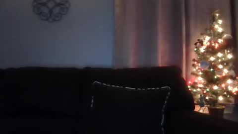 Snapshot of cruising_guy chatting on December 13, 2024, 10:13 pm fun guy online show from December 13, 2024, 10:13 pm