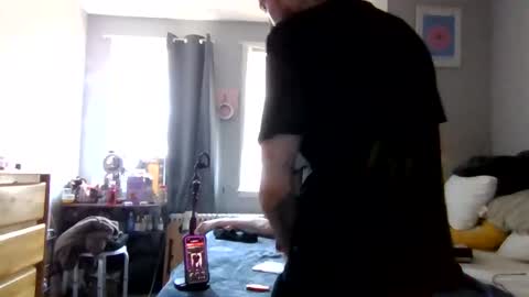 Snapshot of cruz815 chatting on April 1, 2026, 4:04 pm cruz815 online show from April 1, 2026, 4:04 pm