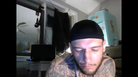 Snapshot of cruz815 chatting on April 14, 2026, 4:18 am cruz815 online show from April 14, 2026, 4:18 am