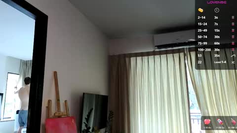 Lin inst lingoodyy online show from November 25, 2025, 5:51 am