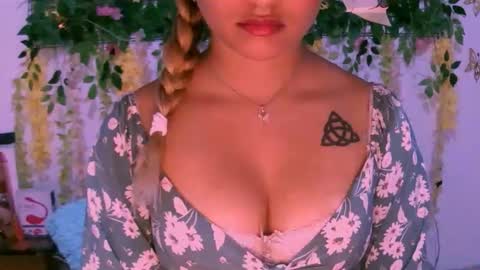 crysrus online show from January 13, 2026, 7:52 pm