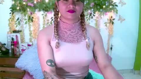 crysrus online show from March 22, 2026, 12:47 am