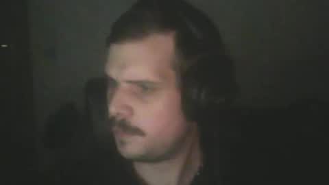 Snapshot of crystal3 chatting on November 7, 2025, 11:38 pm crystal3 online show from November 7, 2025, 11:38 pm