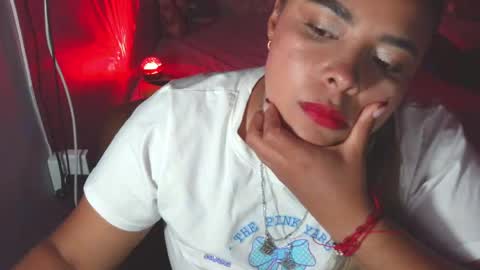 Snapshot of crystal_1991 chatting on June 8, 2026, 1:28 am CRYSTAL 1991 online show from June 8, 2026, 1:28 am