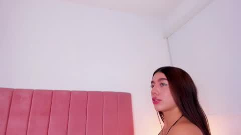  Crystal  online show from February 27, 2026, 6:46 am