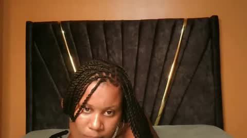 lisa online show from October 22, 2025, 8:19 pm