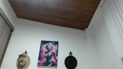 Crystal Blaze online show from March 3, 2026, 10:21 am