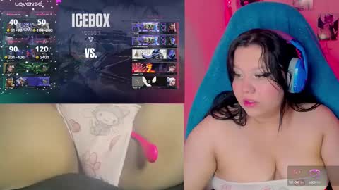 crystal online show from March 9, 2025, 4:44 pm