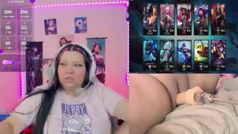 crystal online show from February 12, 2026, 1:55 am