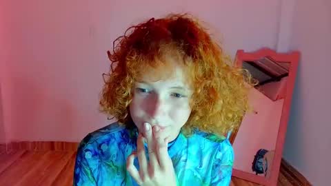 crystal_weber04 online show from December 5, 2025, 4:54 am