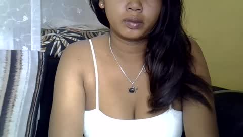 Snapshot of crystalbellax chatting on June 25, 2026, 6:29 am crystalbellax online show from June 25, 2026, 6:29 am