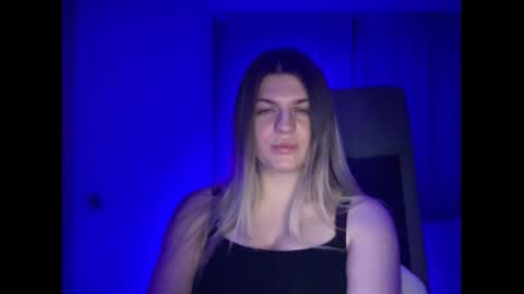 crystalblush01 online show from March 28, 2026, 7:35 pm