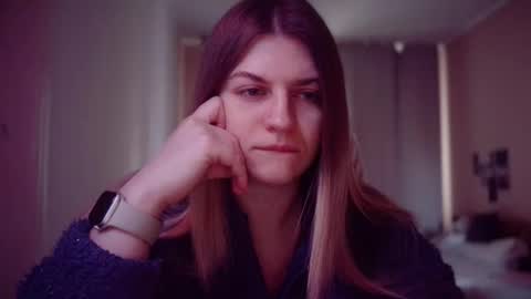 crystalblush01 online show from April 27, 2026, 6:22 am