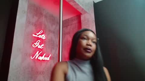 Crystal online show from January 17, 2025, 7:38 pm