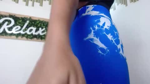 Crystal online show from January 30, 2025, 8:21 pm