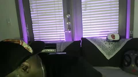 crystalclearstud online show from March 27, 2026, 12:05 pm