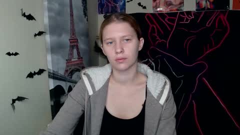 Stella online show from October 31, 2025, 7:53 am