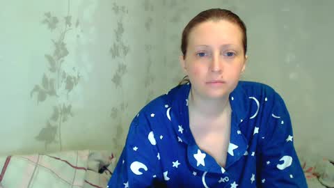 CrystallAngel online show from April 1, 2026, 4:26 pm