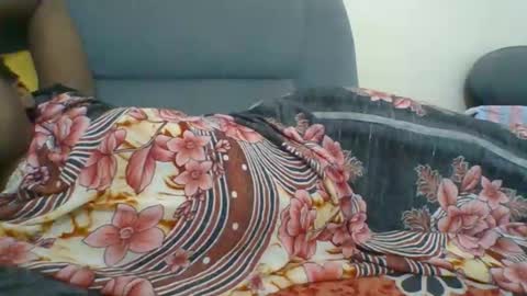 Snapshot of crystallgem chatting on February 2, 2026, 5:33 pm crystallgem online show from February 2, 2026, 5:33 pm