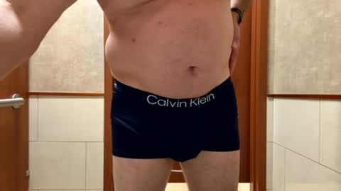 Cubantooo online show from August 3, 2026, 7:06 pm