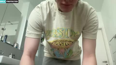 cube93 online show from April 25, 2026, 7:55 am