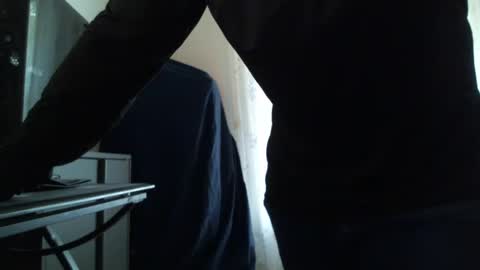 cuddlebeardeluxe online show from October 28, 2025, 1:25 pm