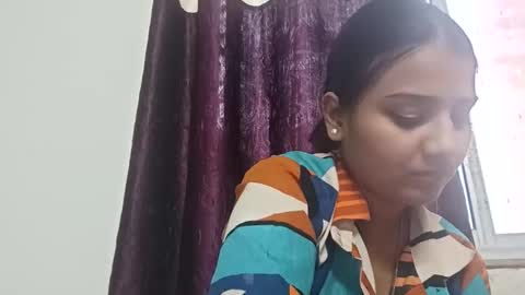 cuddlemuffins online show from December 19, 2025, 10:22 am