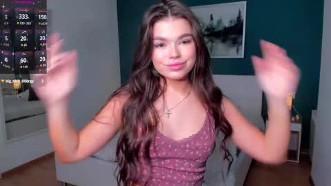 Snapshot of cuddles_jane chatting on November 21, 2025, 8:02 am Silvia online show from November 21, 2025, 8:02 am