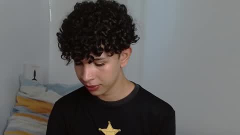 Cuddly online show from December 15, 2024, 8:04 pm