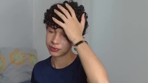 Cuddly online show from December 17, 2024, 5:15 pm