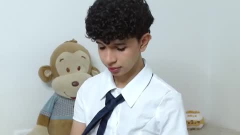 Cuddly online show from September 13, 2025, 9:31 am