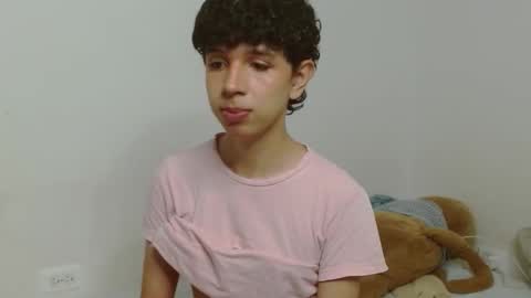 Cuddly online show from February 4, 2026, 10:54 am