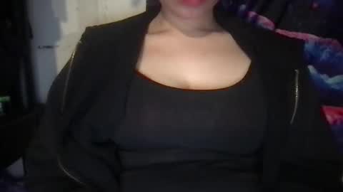 Snapshot of cum4angela chatting on December 11, 2024, 5:37 pm Angela online show from December 11, 2024, 5:37 pm