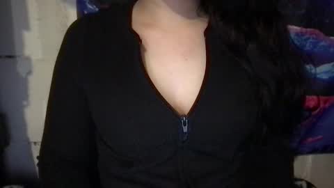 Snapshot of cum4angela chatting on January 29, 2025, 6:18 pm Angela online show from January 29, 2025, 6:18 pm