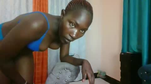 Snapshot of cum_bhaddie chatting on September 8, 2025, 7:02 pm Cammy online show from September 8, 2025, 7:02 pm