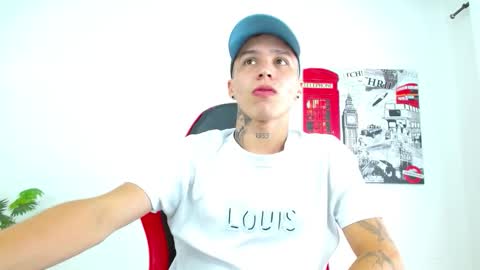 cumandres online show from January 18, 2026, 2:54 pm