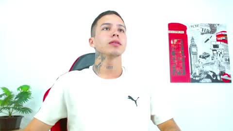 cumandres online show from April 17, 2026, 3:15 pm