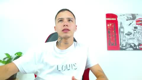 cumandres online show from April 18, 2026, 2:54 pm