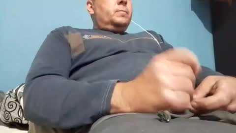 Snapshot of cumbian_chero chatting on February 24, 2025, 9:10 am cumbian_chero online show from February 24, 2025, 9:10 am