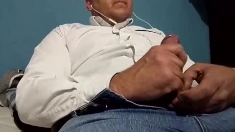 Snapshot of cumbian_chero chatting on February 25, 2025, 4:57 am cumbian_chero online show from February 25, 2025, 4:57 am