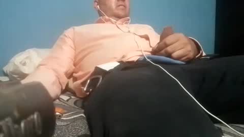 Snapshot of cumbian_chero chatting on September 10, 2025, 12:10 am cumbian_chero online show from September 10, 2025, 12:10 am