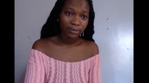 cumebony_petit online show from September 16, 2025, 2:51 pm