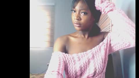 cumebony_petit online show from February 5, 2026, 7:02 am