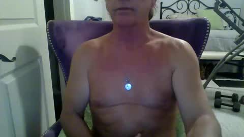 Snapshot of cumngetit910 chatting on December 2, 2025, 10:38 pm cumngetit910 online show from December 2, 2025, 10:38 pm