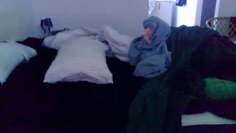 cumtowa online show from September 9, 2025, 11:04 pm