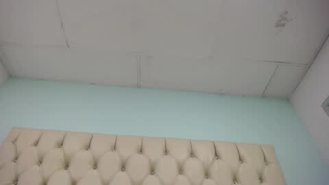 Snapshot of cumontitsxxx chatting on February 8, 2026, 11:24 am Cumontitsxxx online show from February 8, 2026, 11:24 am