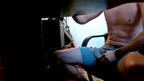 Snapshot of cumplaywithmeb chatting on March 1, 2025, 7:26 pm cumplaywithmeb online show from March 1, 2025, 7:26 pm