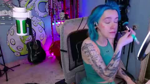 CUMpotikEve online show from July 13, 2026, 5:43 am