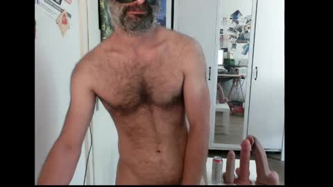 Cumshow online show from April 29, 2026, 2:10 pm