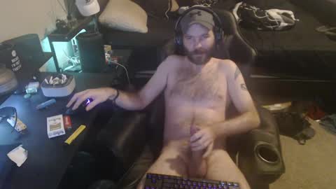 cumslinger2003 online show from December 31, 2024, 2:14 pm